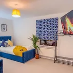 4 Bedroom Luxury By Altoluxoexperience Short Lets & Serviced With Free Wifi & Parking