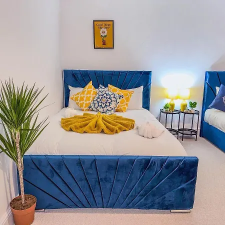 4 Bedroom Luxury By Altoluxoexperience Short Lets & Serviced With Free Wifi & Parking