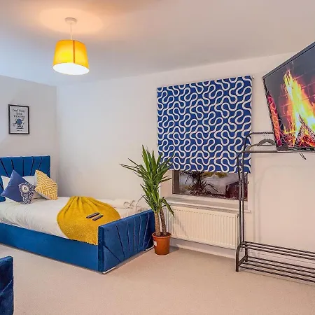 4 Bedroom Luxury By Altoluxoexperience Short Lets & Serviced With Free Wifi & Parking