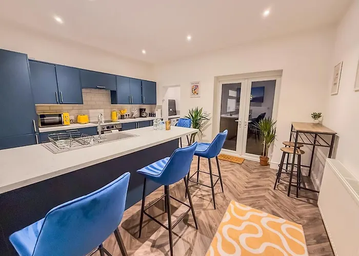 펜션 4 Bedroom Luxury By Altoluxoexperience Short Lets & Serviced With Free Wifi & Parking