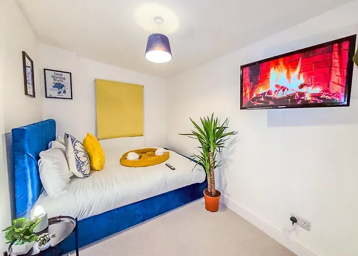 4 Bedroom Luxury By Altoluxoexperience Short Lets & Serviced With Free Wifi & Parking Σπίτι διακοπών *