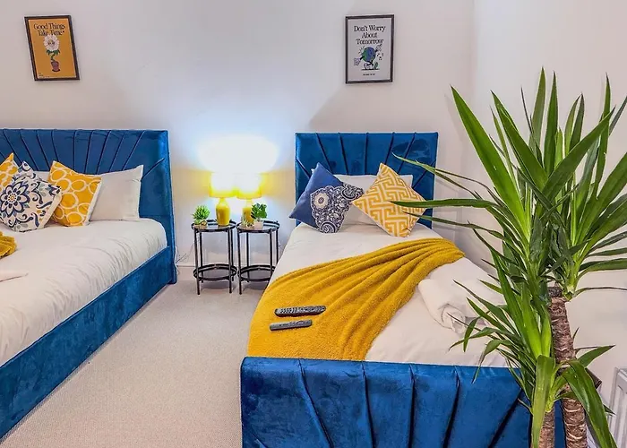 4 Bedroom Luxury By Altoluxoexperience Short Lets & Serviced With Free Wifi & Parking Hébergement de vacances