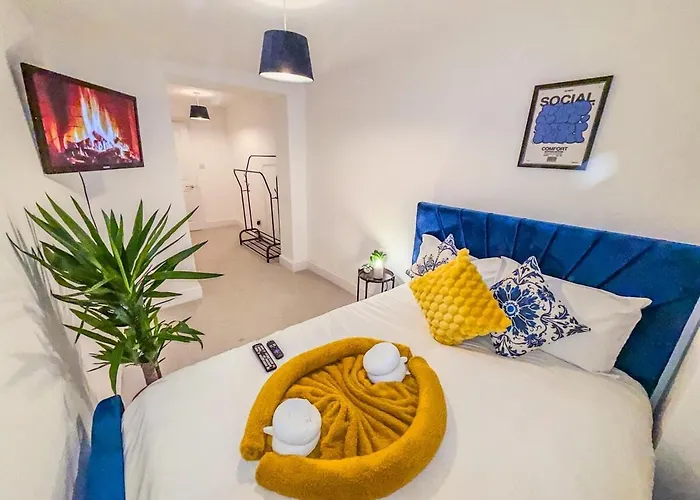 Prázdninový dům 4 Bedroom Luxury By Altoluxoexperience Short Lets & Serviced With Free Wifi & Parking